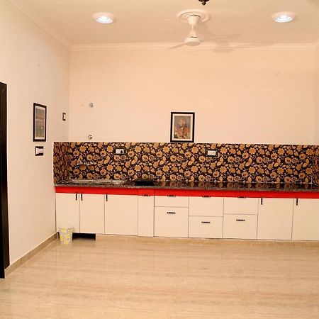 Tuk Tuk Homestay Agra  Exterior foto