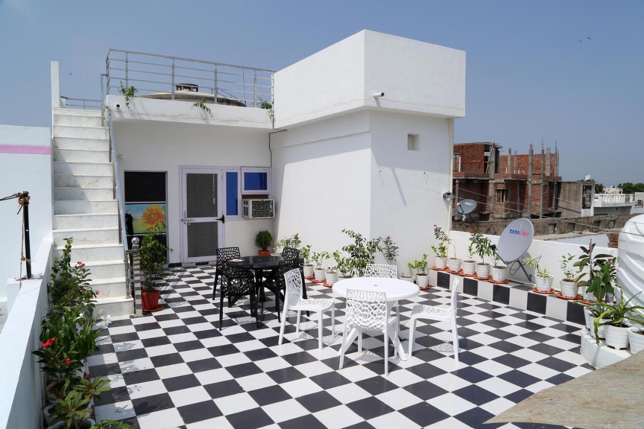 Tuk Tuk Homestay Agra  Exterior foto