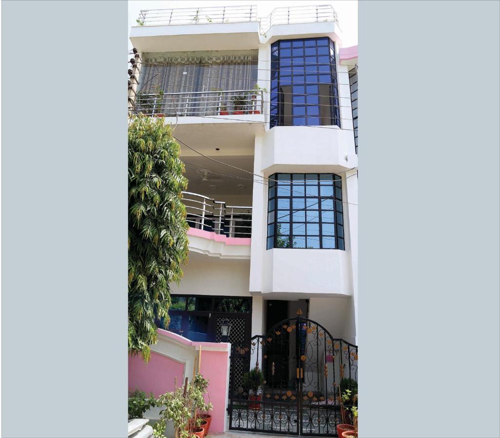 Tuk Tuk Homestay Agra  Exterior foto